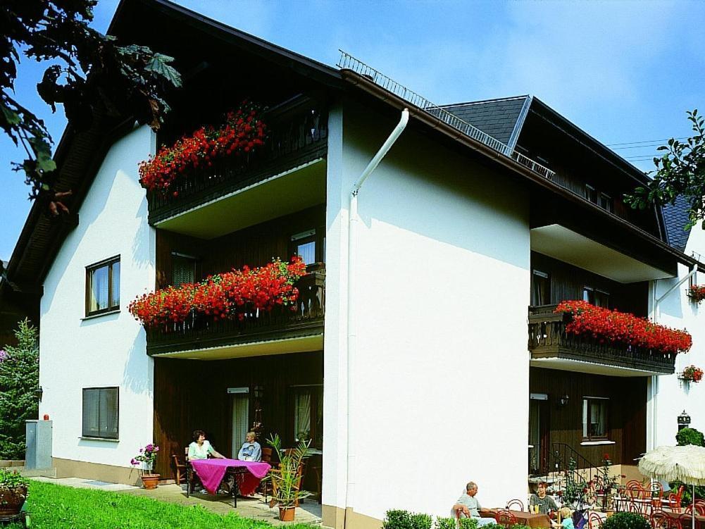 Pension Waldesruh Welschneudorf Exterior photo